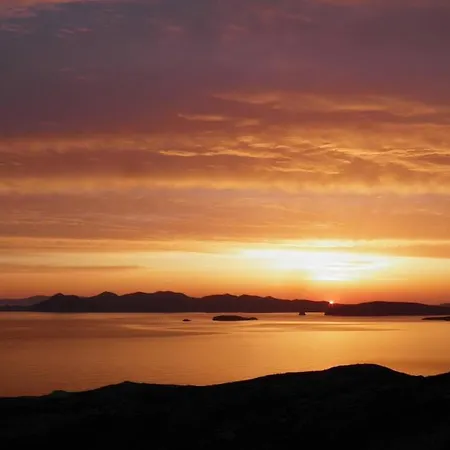 Anatoli Prázdninový dům Mandrakia